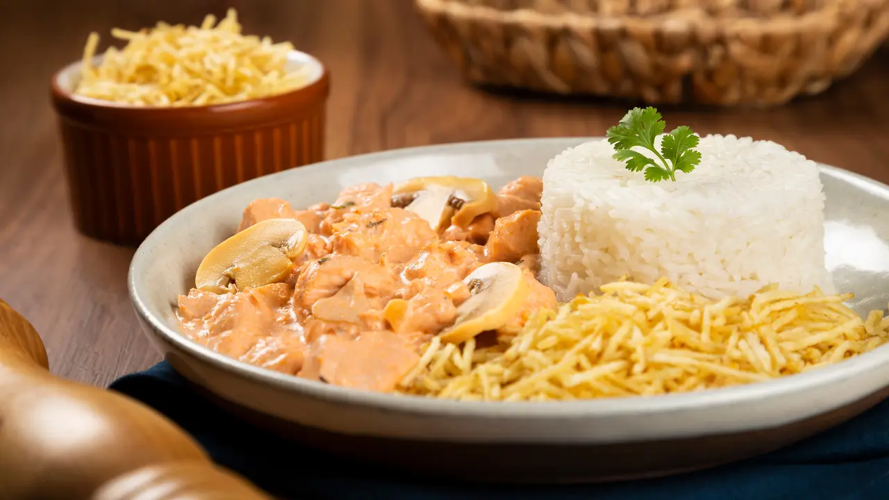 Strogonoff de Frango