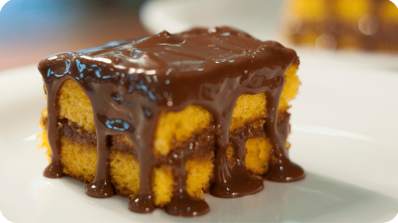 bolo de cenoura recheado