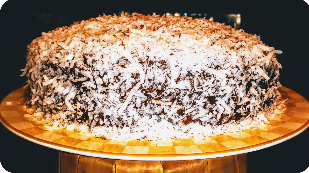 bolo gelado de chocolate com coco